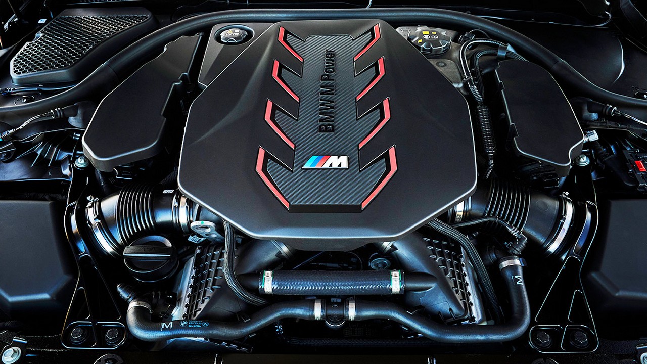 Bmw M5 Touring Motor Performansı