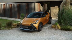 Toyota C-HR Hybrid 2025