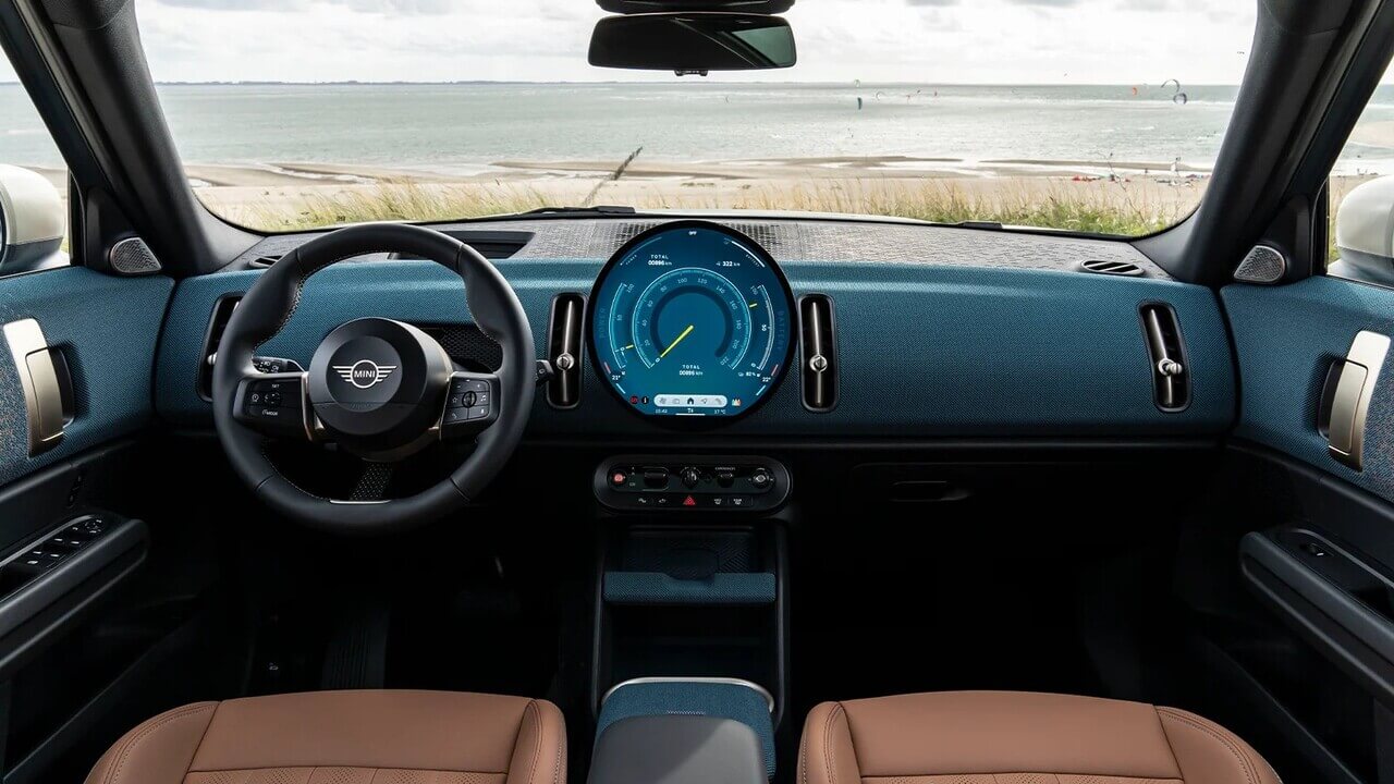 Elektrikli MINI Countryman İç Mekan Tasarım ve Özellikleri